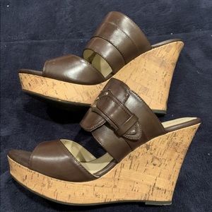 Liz Claiborne Peep Toe Wedge Sandals Suze 9